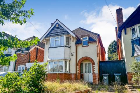 Property for auction in West Midlands