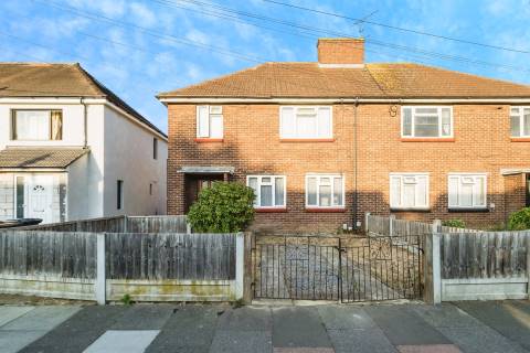 Property for auction in Essex