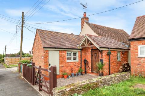 Property for auction in Warwickshire