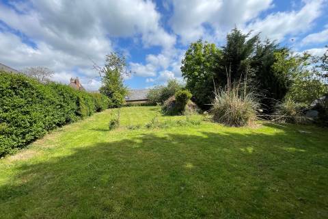 Property for auction in Buckinghamshire