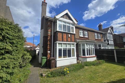 Property for auction in North Lincolnshire