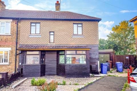 Property for auction in Essex