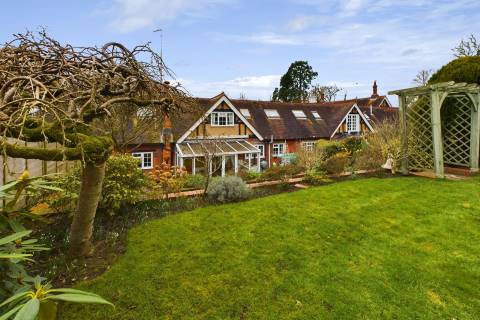 Property for auction in Buckinghamshire