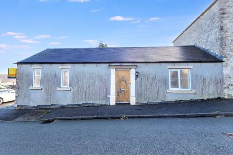 Property for auction in Derbyshire