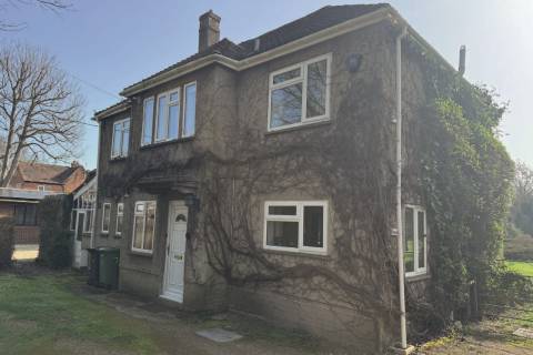 Property for auction in Oxfordshire
