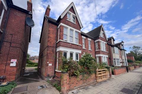 Property for auction in Bedfordshire