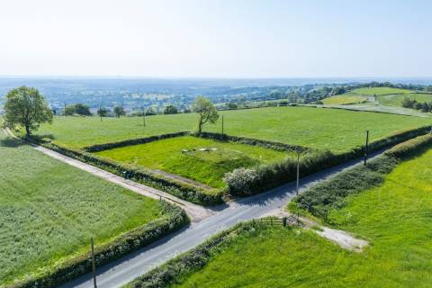 Property for auction in Derbyshire