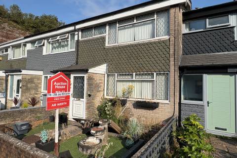 Property for auction in South Glamorgan