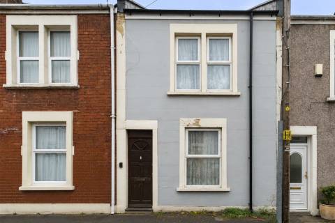 Property for auction in Avon