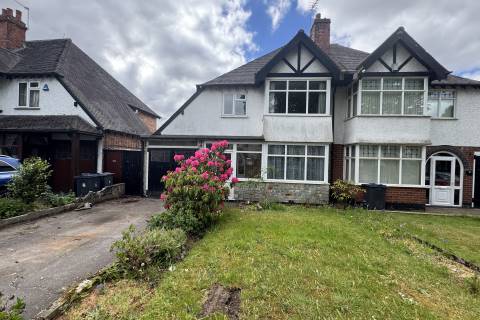 Property for auction in West Midlands