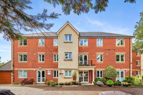 Property for auction in Essex