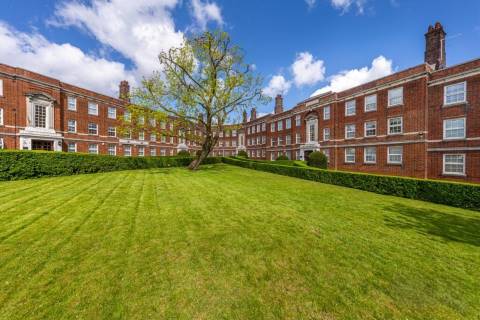 Property for auction in London