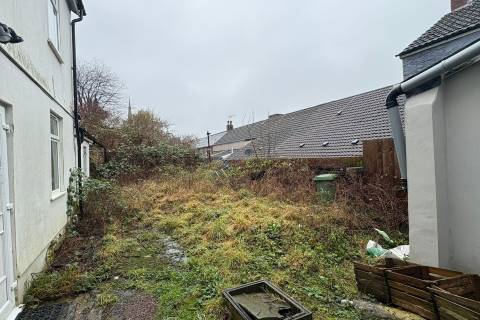 Property for auction in Mid Glamorgan