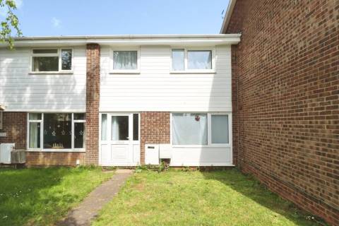 Property for auction in Avon