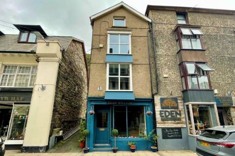 Property for auction in Gwynedd