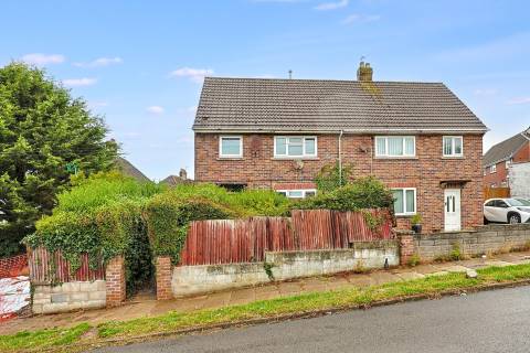 Property for auction in Mid Glamorgan