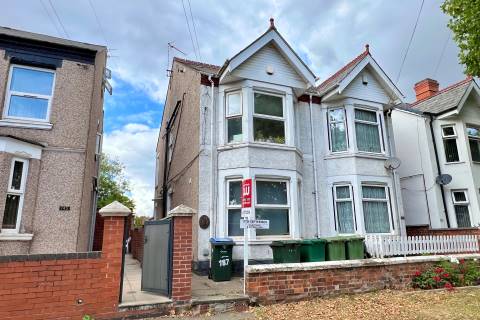 Property for auction in West Midlands