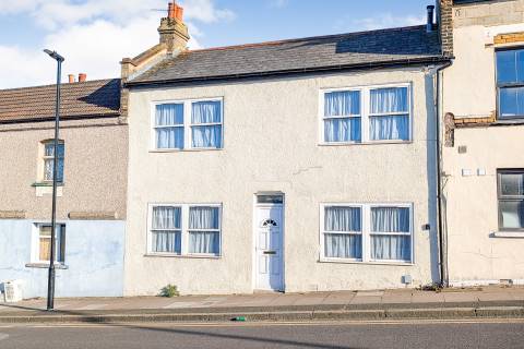 Property for auction in London