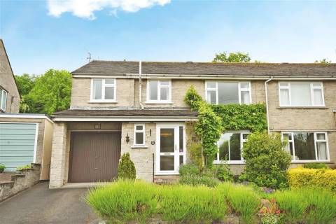 Property for auction in Derbyshire