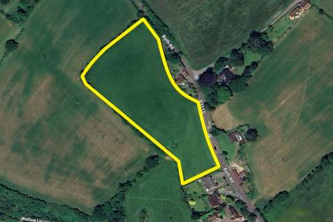 Property for auction in Avon