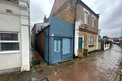Property for auction in London