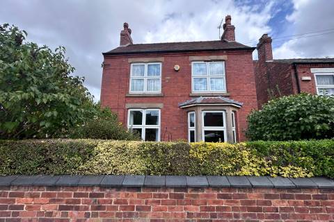Property for auction in Derbyshire