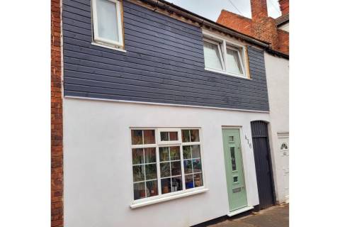 Property for auction in Worcestershire