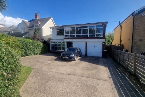 Property for auction in Essex