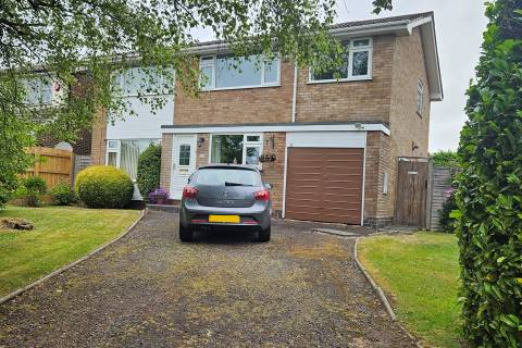 Property for auction in Worcestershire