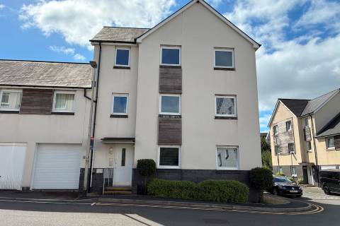 Property for auction in West Glamorgan