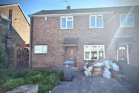 Property for auction in Derbyshire