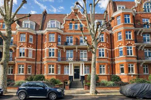 Property for auction in London