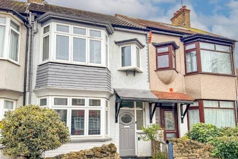 Property for auction in Essex