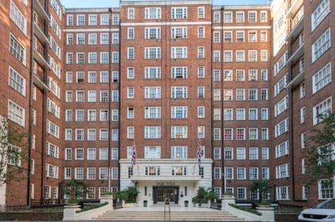 Property for auction in London
