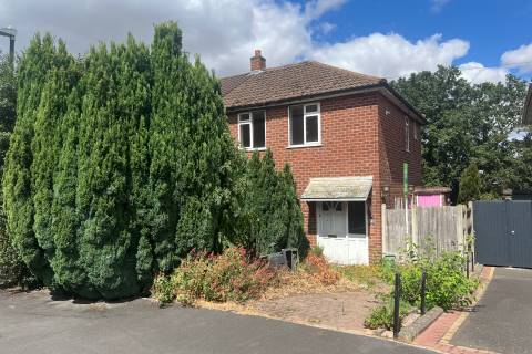 Property for auction in Warwickshire