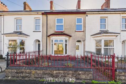 Property for auction in Dyfed