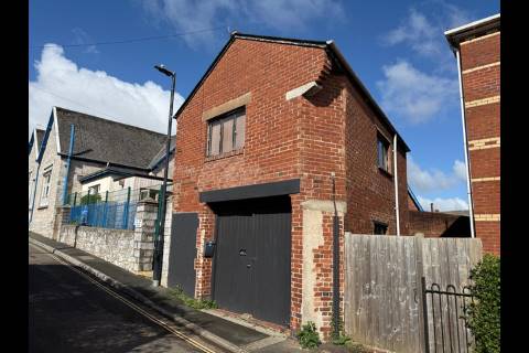 Property for auction in Devon