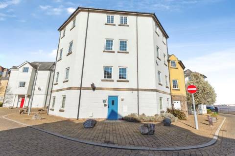 Property for auction in Avon