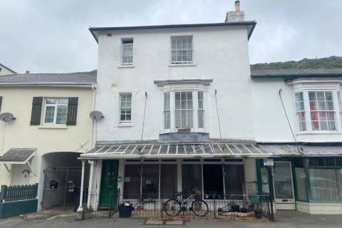 Property for auction in Isle of Wight