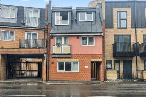 Property for auction in Surrey