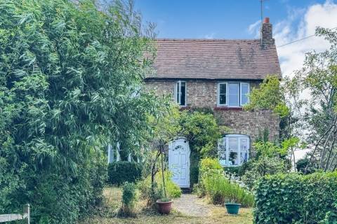 Property for auction in Worcestershire