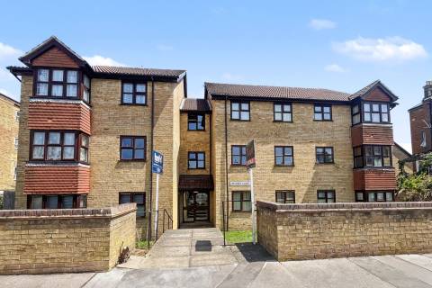 Property for auction in Surrey