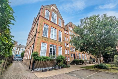 Property for auction in London