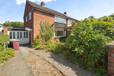 Property for auction in Derbyshire