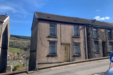 Property for auction in Mid Glamorgan