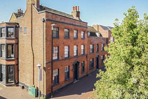 Property for auction in Buckinghamshire