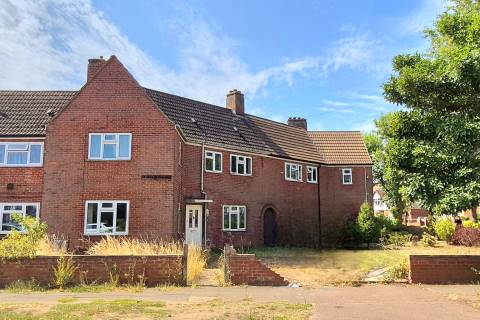 Property for auction in Bedfordshire