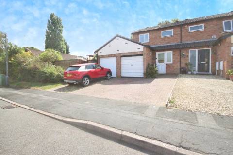 Property for auction in Warwickshire