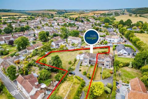 Property for auction in Avon