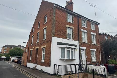 Property for auction in Berkshire